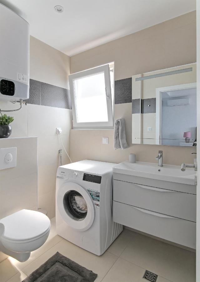 Seaside Apartment M Zaton 3 -Seaview And Parking ภายนอก รูปภาพ