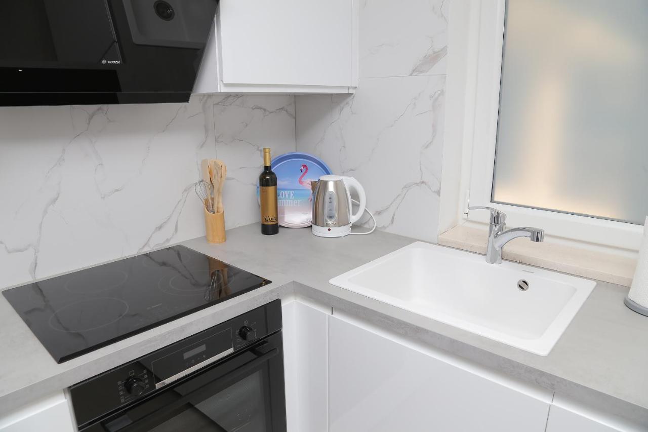 Seaside Apartment M Zaton 3 -Seaview And Parking ภายนอก รูปภาพ